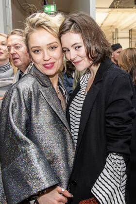 Caro Cult und Lea von Acken bei der Dorothee Schumacher Fashion Show auf der Mercedes-Benz Fashion Week Berlin Autumn Winter 2017. Berlin, 17.01.2017 Foto:xK.xWernerx xFuturexImage