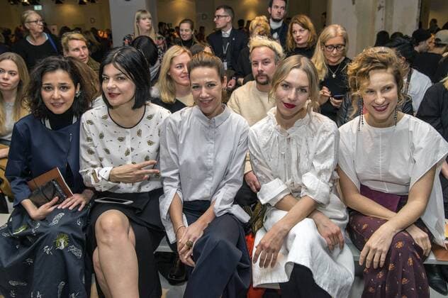 Dorka Gryllus, Jasmin Tabatabai, Alexandra Neldel, Julia Dietze und Bibiana Beglau bei der Dorothee Schumacher Fashion Show auf der Mercedes-Benz Fashion Week Berlin Autumn Winter 2017. Berlin, 17.01.2017 Foto:xK.xWernerx xFuturexImage