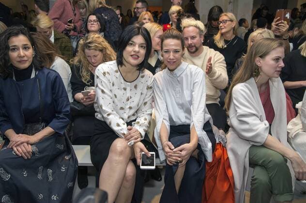 Jasmin Tabatabai und Alexandra Neldel bei der Dorothee Schumacher Fashion Show auf der Mercedes-Benz Fashion Week Berlin Autumn Winter 2017. Berlin, 17.01.2017 Foto:xK.xWernerx xFuturexImage