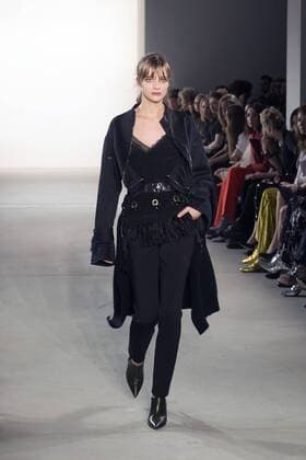 Model bei der Dorothee Schumacher Fashion Show auf der Mercedes-Benz Fashion Week Berlin Autumn Winter 2017. Berlin, 17.01.2017 Foto:xK.xWernerx xFuturexImage