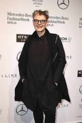 Rolf Scheider bei der Ankunft zur Lena Hoschek Modenschau am 17.01.2017 im Rahmen der Mercedes-Benz Fashion Week Herbst Winter 2017 in Berlin MBFW Fashionweek 2017 Januar in Berlin- Lena Hoschek Fashionshow 