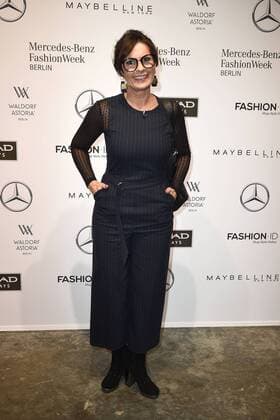 Astrid Rudolph bei der Ankunft zur Lena Hoschek Modenschau am 17.01.2017 im Rahmen der Mercedes-Benz Fashion Week Herbst Winter 2017 in Berlin MBFW Fashionweek 2017 Januar in Berlin- Lena Hoschek Fashionshow 