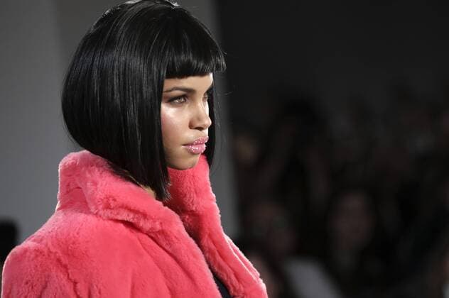 Model bei der Lena Hoschek Fashion Show auf der Mercedes-Benz Fashion Week Berlin Autumn Winter 2017. Berlin, 17.01.2017 Foto:xS.xGabschx xFuturexImage