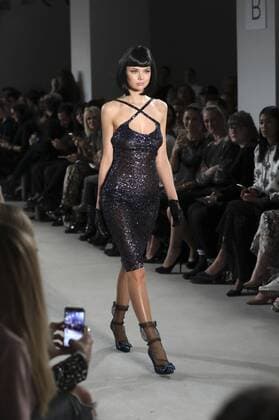 Model bei der Lena Hoschek Fashion Show auf der Mercedes-Benz Fashion Week Berlin Autumn Winter 2017. Berlin, 17.01.2017 Foto:xS.xGabschx xFuturexImage