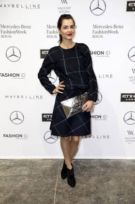 Susan Hoecke bei der Hien Le Fashion Show auf der Mercedes-Benz Fashion Week Berlin Autumn Winter 2017. Berlin, 17.01.2017 Foto:xS.xGabschx xFuturexImage