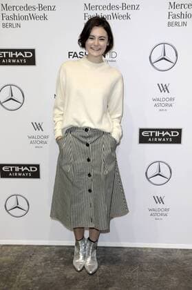 Lea van Acken bei der Hien Le Fashion Show auf der Mercedes-Benz Fashion Week Berlin Autumn Winter 2017. Berlin, 17.01.2017 Foto:xS.xGabschx xFuturexImage