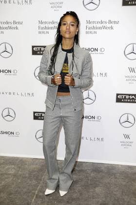 Lary bei der Hien Le Fashion Show auf der Mercedes-Benz Fashion Week Berlin Autumn Winter 2017. Berlin, 17.01.2017 Foto:xS.xGabschx xFuturexImage