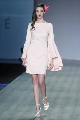 A model presents creations of the Mexican brand Close during the opening runway of the 66th Intermoda in Guadalajara, Jalisco, Mexico, 17 January 2017. Intermoda is the biggest exhibition of the fashion industry in Latin America. OPENING OF THE 66TH INTERMODA IN GUADALAJARA !ACHTUNG: NUR REDAKTIONELLE NUTZUNG!  MEX002 20170117-636202869911797633
