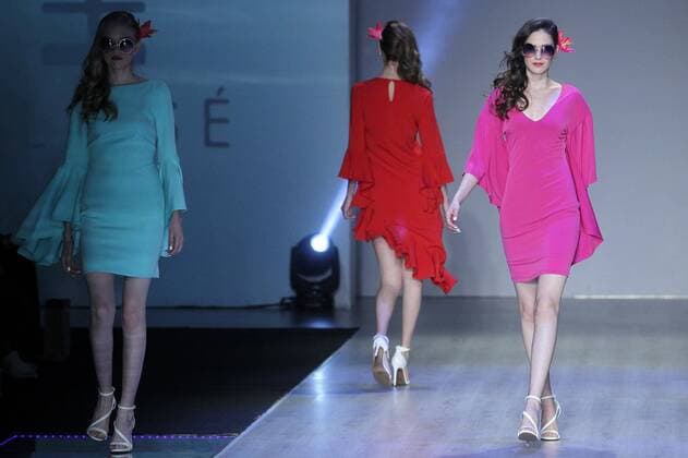 Models present creations of the Mexican brand Close during the opening runway of the 66th Intermoda in Guadalajara, Jalisco, Mexico, 17 January 2017. Intermoda is the biggest exhibition of the fashion industry in Latin America. OPENING OF THE 66TH INTERMODA IN GUADALAJARA !ACHTUNG: NUR REDAKTIONELLE NUTZUNG!  MEX002 20170117-636202870550087726