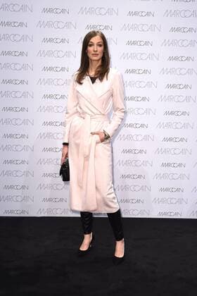 Alexandra Maria Lara bei der Ankunft zur Marc Cain Modenschau am 17.01.2017 im Rahmen der Mercedes-Benz Fashion Week Herbst Winter 2017 in Berlin MBFW Fashionweek 2017 Januar in Berlin- Marc Cain Fashionshow 
