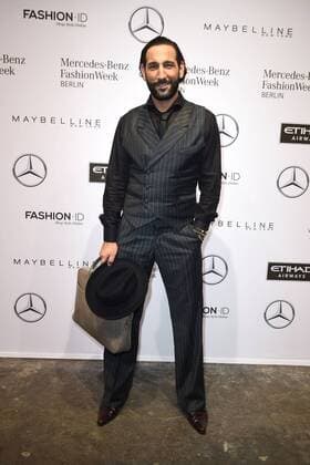 Massimo Sinato bei der Ankunft zur Riani Modenschau am 17.01.2017 im Rahmen der Mercedes-Benz Fashion Week Herbst Winter 2017 in Berlin MBFW Fashionweek 2017 Januar in Berlin- Riani Fashionshow 