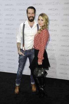Alec Völkel (The BossHoss) mit Ehefrau Johanna Michels bei der Marc Cain Fashion Show auf der Mercedes-Benz Fashion Week Berlin Autumn Winter 2017. Berlin, 17.01.2017 Foto:xS.xGabschx xFuturexImage