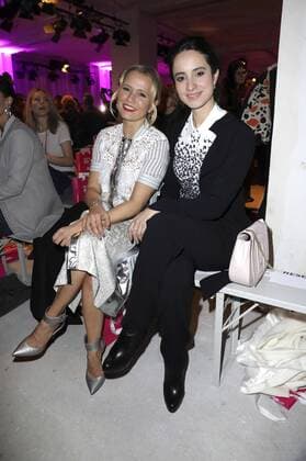 Nova Meierhenrich und Stephanie Stumph bei der Riani Fashion Show auf der Mercedes-Benz Fashion Week Berlin Autumn Winter 2017. Berlin, 17.01.2017 Foto:xS.xGabschx xFuturexImage