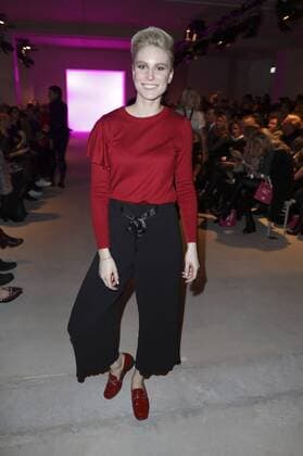 Kim Hnizdo bei der Riani Fashion Show auf der Mercedes-Benz Fashion Week Berlin Autumn Winter 2017. Berlin, 17.01.2017 Foto:xS.xGabschx xFuturexImage