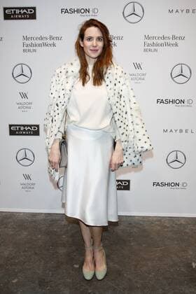 Julia Malik - Ankunft zur Hien Le Fashion-Show im Rahmen der Mercedes-Benz Fashion Week Berlin Spring Summer 2017 Collections im Kaufhaus Jandorf in Berlin am 17.01.2017. Mercedes-Benz Fashion Week Berlin Spring Summer 2017 Collections