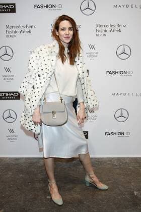 Julia Malik - Ankunft zur Hien Le Fashion-Show im Rahmen der Mercedes-Benz Fashion Week Berlin Spring Summer 2017 Collections im Kaufhaus Jandorf in Berlin am 17.01.2017. Mercedes-Benz Fashion Week Berlin Spring Summer 2017 Collections