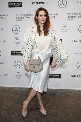 Julia Malik - Ankunft zur Hien Le Fashion-Show im Rahmen der Mercedes-Benz Fashion Week Berlin Spring Summer 2017 Collections im Kaufhaus Jandorf in Berlin am 17.01.2017. Mercedes-Benz Fashion Week Berlin Spring Summer 2017 Collections
