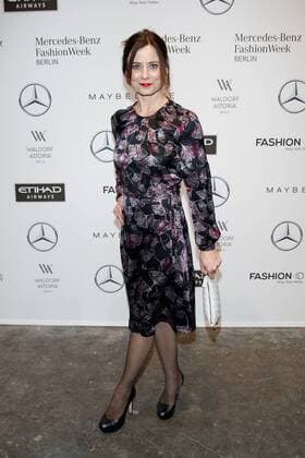 Inka Friedrich - Ankunft zur Riani Fashion-Show im Rahmen der Mercedes-Benz Fashion Week Berlin Spring Summer 2017 Collections im Kaufhaus Jandorf in Berlin am 17.01.2017. Mercedes-Benz Fashion Week Berlin Spring Summer 2017 Collections