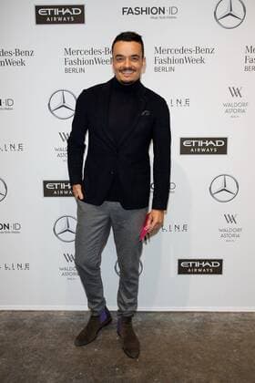 Giovanni Zarrella - Ankunft zur Riani Fashion-Show im Rahmen der Mercedes-Benz Fashion Week Berlin Spring Summer 2017 Collections im Kaufhaus Jandorf in Berlin am 17.01.2017. Mercedes-Benz Fashion Week Berlin Spring Summer 2017 Collections