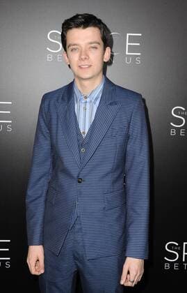 January 17, 2017 - Hollywood, California, U.S. - Asa Butterfield attends The Los Angeles Premiere of The Space Between Us held at the Arclight Theater in Hollywood, California on January 17, 2017. 2017 Hollywood U.S. - ZUMAl86_ 20170117_zaf_l86_042