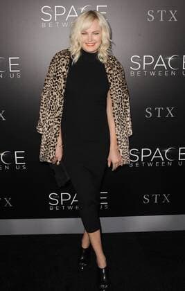 January 17, 2017 - Hollywood, California, U.S. - Malin Akerman attends The Los Angeles Premiere of The Space Between Us held at the Arclight Theater in Hollywood, California on January 17, 2017. 2017 Hollywood U.S. - ZUMAl86_ 20170117_zaf_l86_053