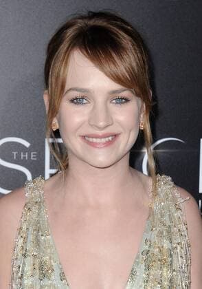 January 17, 2017 - Hollywood, California, U.S. - Britt Robertson attends The Los Angeles Premiere of The Space Between Us held at the Arclight Theater in Hollywood, California on January 17, 2017. 2017 Hollywood U.S. - ZUMAl86_ 20170117_zaf_l86_069