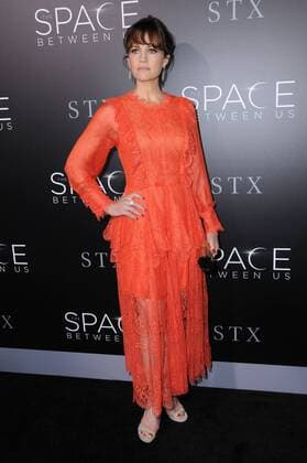 January 17, 2017 - Hollywood, CA, United States - 17 January 2017 - Hollywood, California - Carla Gugino. 2017 The Space Between Us special Los Angeles screening held at Arclight Hollywood. Photo Credit: AdMedia Hollywood United States - ZUMAa123 20170117_zaa_a123_190