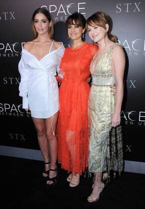 January 17, 2017 - Hollywood, CA, United States - 17 January 2017 - Hollywood, California - Janet Montgomery, Carla Gugino, Britt Robertson. 2017 The Space Between Us special Los Angeles screening held at Arclight Hollywood. Photo Credit: AdMedia Hollywood United States - ZUMAa123 20170117_zaa_a123_216
