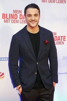 Kostja Ullmann bei der Weltpremiere des Kinofilms Mein Blind Date mit dem Leben im Mathäser Filmpalast. München, 17.01.2017 Foto:xD.xBedrosianx xFuturexImage