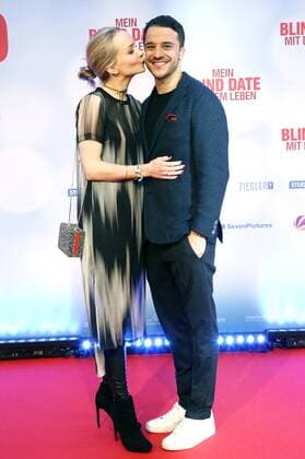 Janin Reinhardt und Kostja Ullmann bei der Weltpremiere des Kinofilms Mein Blind Date mit dem Leben im Mathäser Filmpalast. München, 17.01.2017 Foto:xD.xBedrosianx xFuturexImage