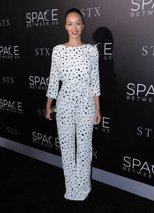 January 17, 2017 - Hollywood, CA, United States - 17 January 2017 - Hollywood, California - Draya Michele. 2017 The Space Between Us special Los Angeles screening held at Arclight Hollywood. Photo Credit: AdMedia Hollywood United States - ZUMAa123 20170117_zaa_a123_304