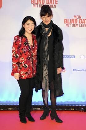 Yoko Higuchi-Zitzmann und Tanja Ziegler bei der Weltpremiere des Kinofilms Mein Blind Date mit dem Leben im Mathäser Filmpalast. München, 17.01.2017 Foto:xP.xSchönbergerx xFuturexImage