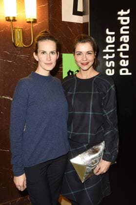 Saralisa Volm und Susan Hoecke bei der Esther Perbandt Fashion Show auf der Mercedes-Benz Fashion Week Berlin Autumn Winter 2017. Berlin, 17.01.2017 Foto:xF.xKernx xFuturexImage