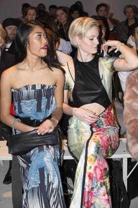Anuthida Ploypetch und Kim Hnizdo bei der Rebekka Ruetz Fashion Show auf der Mercedes-Benz Fashion Week Berlin Autumn Winter 2017. Berlin, 18.01.2017 Foto:xK.xWernerx xFuturexImage