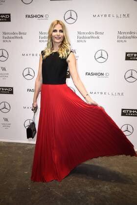 Tanja Buelter bei der Ankunft zur Masonnoee Modenschau am 18.01.2017 im Rahmen der Mercedes-Benz Fashion Week Herbst Winter 2017 in Berlin MBFW Fashionweek 2017 Januar in Berlin- Masonnoee Modenschau 