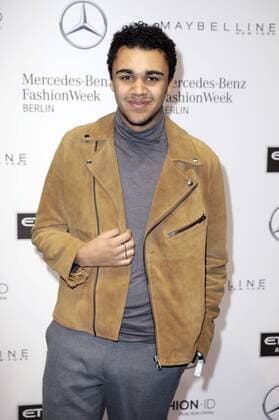 Langston Uibel bei der Rebekka Ruetz Fashion Show auf der Mercedes-Benz Fashion Week Berlin Autumn Winter 2017. Berlin, 18.01.2017 Foto:xS.xGabschx xFuturexImage