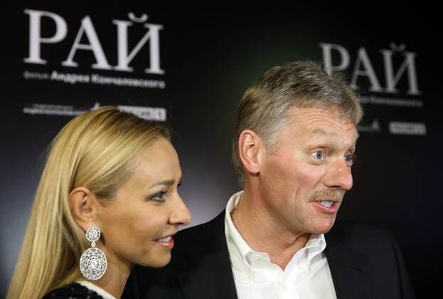 MOSCOW, RUSSIA - JANUARY 18, 2017: Russian Presidential Spokesman Dmitry Peskov with wife Tatiana Navka at the Moscow premiere of Andrei Konchalovsky s Paradise drama film at the Karo 11 Oktyabr cinema. Artyom Geodakyan TASS  TS03E50E