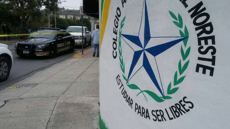 (170118) -- MONTERREY (MEXICO), Jan. 18, 2017 -- Photo taken with a mobile device on Jan. 18, 2017 shows the logo of the American School of the Northeast, where a shooting occurred, in Monterrey, Nuevo Leon state, Mexico. At least five people, including four teenagers and one teacher, were critically injured early Wednesday, after a student opened fire in their classroom at the private school. ) MEXICO-MONTERREY-SCHOOL-SHOOTING Str