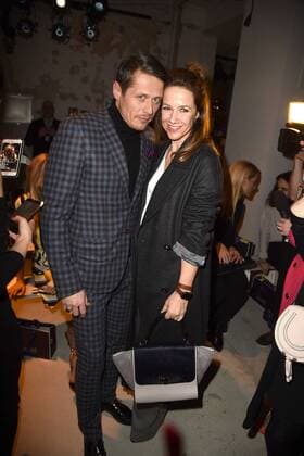Alexandra Neldel und Roman Knizka bei der Laurel Modenschau am 18.01.2017 im Rahmen der Mercedes-Benz Fashion Week Herbst Winter 2017 in Berlin MBFW Fashionweek 2017 Januar in Berlin- Laurel Modenschau 