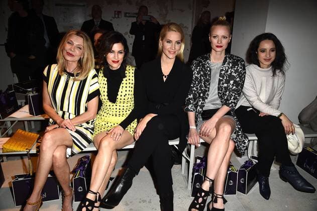 Ursula Karven, Viktoria Lauterbach, Judith Rakers, Franziska Knuppe und Stephanie Stumph bei der Laurel Modenschau am 18.01.2017 im Rahmen der Mercedes-Benz Fashion Week Herbst Winter 2017 in Berlin MBFW Fashionweek 2017 Januar in Berlin- Laurel Modenschau 