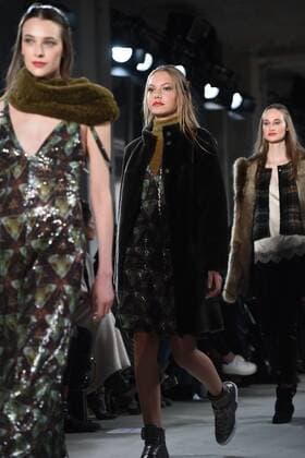 Cheyenne Ochsenknecht auf dem Laufsteg bei der Laurel Modenschau am 18.01.2017 im Rahmen der Mercedes-Benz Fashion Week Herbst Winter 2017 in Berlin MBFW Fashionweek 2017 Januar in Berlin- Laurel Modenschau 