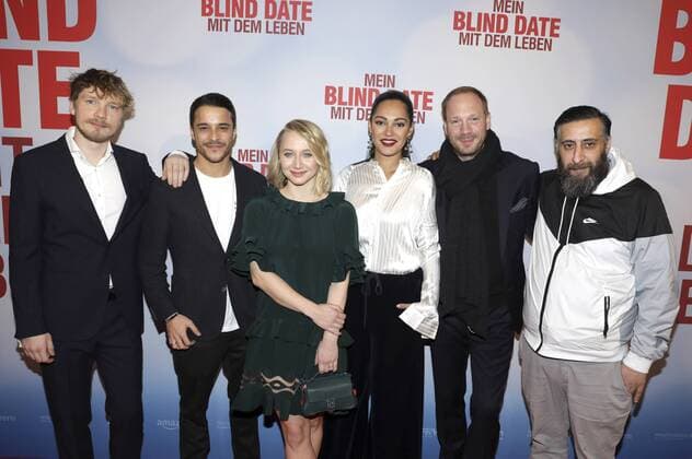 Jacob Matschenz, Kostja Ullmann, Anna Maria Mühe, Nilam Farooq, Johann von Bülow und Kida Ramadan bei der Premiere des Kinofilms Mein Blind Date mit dem Leben im Kino in der Kulturbrauerei. Berlin, 18.01.2017 Foto:xS.xGabschx xFuturexImage