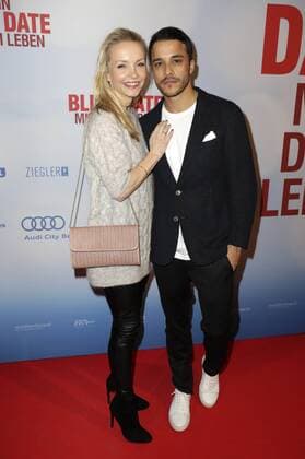Kostja Ullmann mit Ehefrau Janin Ullmannbei der Premiere des Kinofilms Mein Blind Date mit dem Leben im Kino in der Kulturbrauerei. Berlin, 18.01.2017 Foto:xS.xGabschx xFuturexImage