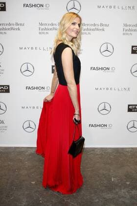 Tanja Buelter - Ankunft zur Maisonnoee Fashion-Show im Rahmen der Mercedes-Benz Fashion Week Berlin Spring Summer 2017 Collections im Kaufhaus Jandorf in Berlin am 18.01.2017. Mercedes-Benz Fashion Week Berlin Spring Summer 2017 Collections