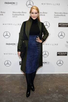 Judith Rakers - Ankunft zur Maisonnoee Fashion-Show im Rahmen der Mercedes-Benz Fashion Week Berlin Spring Summer 2017 Collections im Kaufhaus Jandorf in Berlin am 18.01.2017. Mercedes-Benz Fashion Week Berlin Spring Summer 2017 Collections