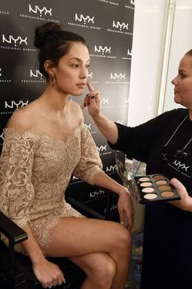 Rebecca Mir backstage bei der Marcel Ostertag Fashion Show auf der Mercedes-Benz Fashion Week Berlin Autumn Winter 2017. Berlin, 18.01.2017 Foto:xF.xKernx xFuturexImage