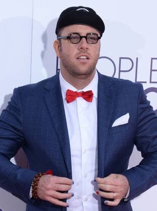 Actor Chris Sullivan attends the 43rd annual People s Choice Awards at the Microsoft Theater in Los Angeles on January 18, 2017.  LAP20170118028 JIMxRUYMEN