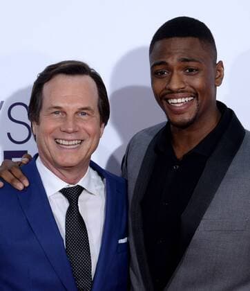 Actors Bill Paxton (L) and Justin Cornwell attend the 43rd annual People s Choice Awards at the Microsoft Theater in Los Angeles on January 18, 2017.  LAP20170118120 JIMxRUYMEN