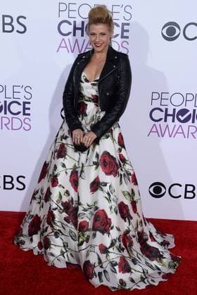 Actress Jodie Sweetin attends the 43rd annual People s Choice Awards at the Microsoft Theater in Los Angeles on January 18, 2017.  LAP20170118271 JIMxRUYMEN