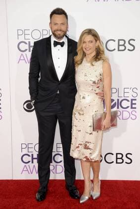 Joel McHale & wife Sarah Williams PEOPLE S CHOICE AWARDS: ARRIVALS Los Angeles Patrick Rideaux PicturePerfect